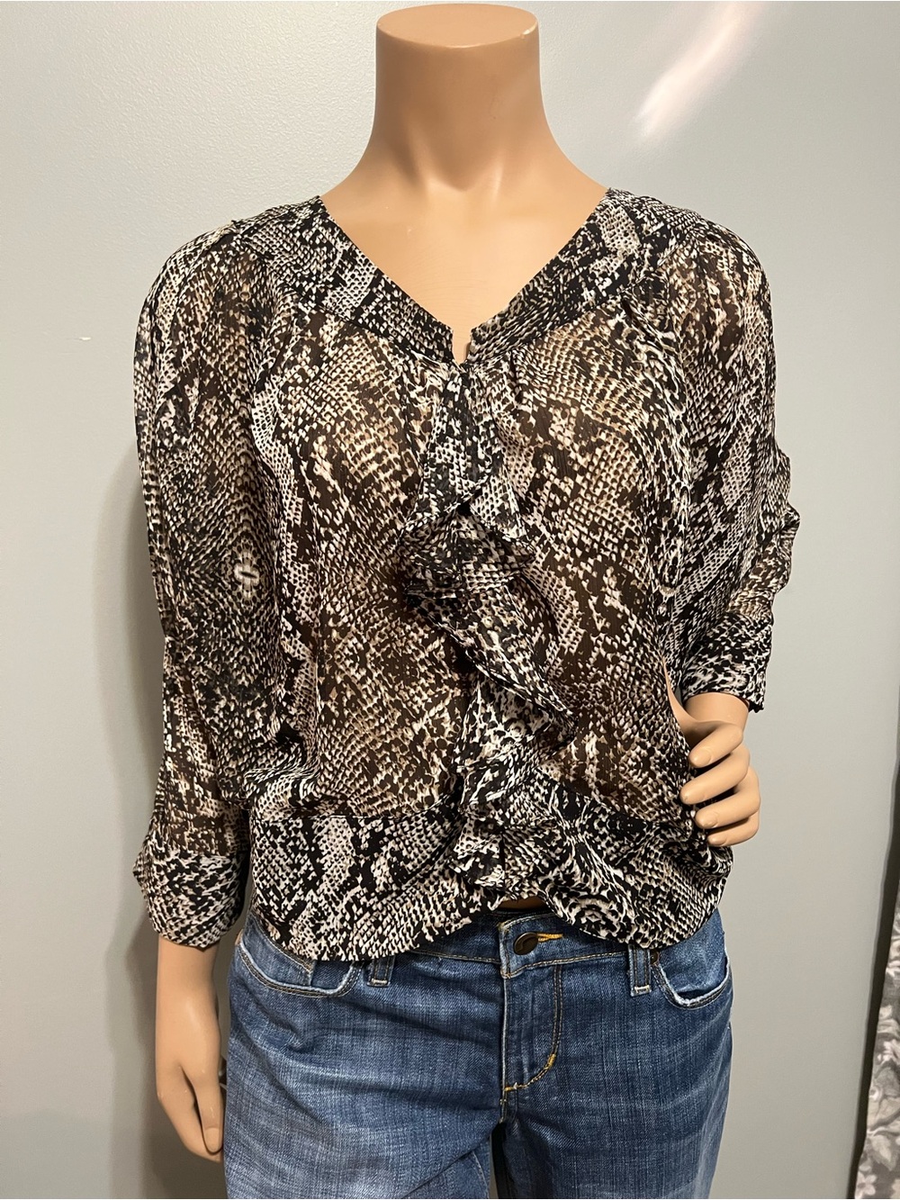 HUDSON STUDIO Snake Print Ruffle Front Blouse - Brown/Black